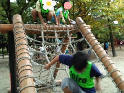 de1f19bef71069cc0f13483c869ed7c0 400x300 - 10月26日＊toiro小田栄　第2教室　木場公園へどんぐりひろいに行こう