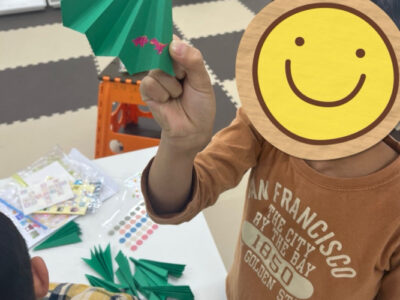 12月4日 toiroかしわ台② ☆壁面制作☆ 2e98473e4e6db2c2af2b356c14fe1e8d 400x300 - 12月4日 toiroかしわ台② ☆壁面制作☆