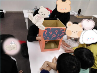 fa573ad2736c7540c94e25f1cb3e5355 400x300 - 12月5日＊toiro小田栄　第1教室　箱の中には何があるかな？？