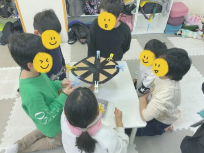 616163ad48380d47887703aeb04f91d0 400x300 - 2月4日　toiro本牧 【ドキドキ！洗濯バサミ】