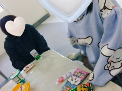 c8b21f0448bea06b1b722a61edd1539a 400x300 - 2月11日(火) toiro三浦海岸　☆お菓子を買いに行こう☆