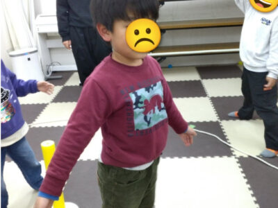 3cf9f0ed94d1c9a2a95dbfc183954601 400x300 - 2025/12/01 トイロ開成第一教室『棒倒しゲーム』