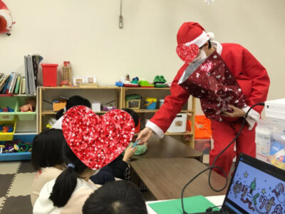 60721326a00776ac5aba040d3565c41e 400x300 - 1２月２２日（月）☆トイロ桜ヶ丘第２教室☆「クリスマスパーティ②亅