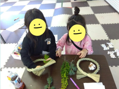 e5dc4f4e5f5448eca4ab73c7349bf0db 400x300 - 2025年12月29日　トイロ向ヶ丘遊園　【お正月製作】