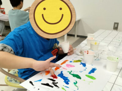トイロ湘南台教室 2月14日(土)☆フィンガーペイント☆ 1650f07ce0409b56fdfaa83e93b69e09 400x300 - トイロ湘南台教室 2月14日(土)☆フィンガーペイント☆