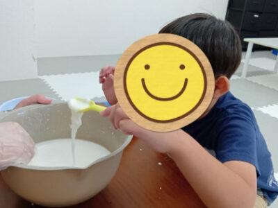 ☆toiro辻堂☆5月12日【感覚遊び】 83c5258af7150bd1cbf8bbd0668d910a 400x300 - ☆toiro辻堂☆5月12日【感覚遊び】